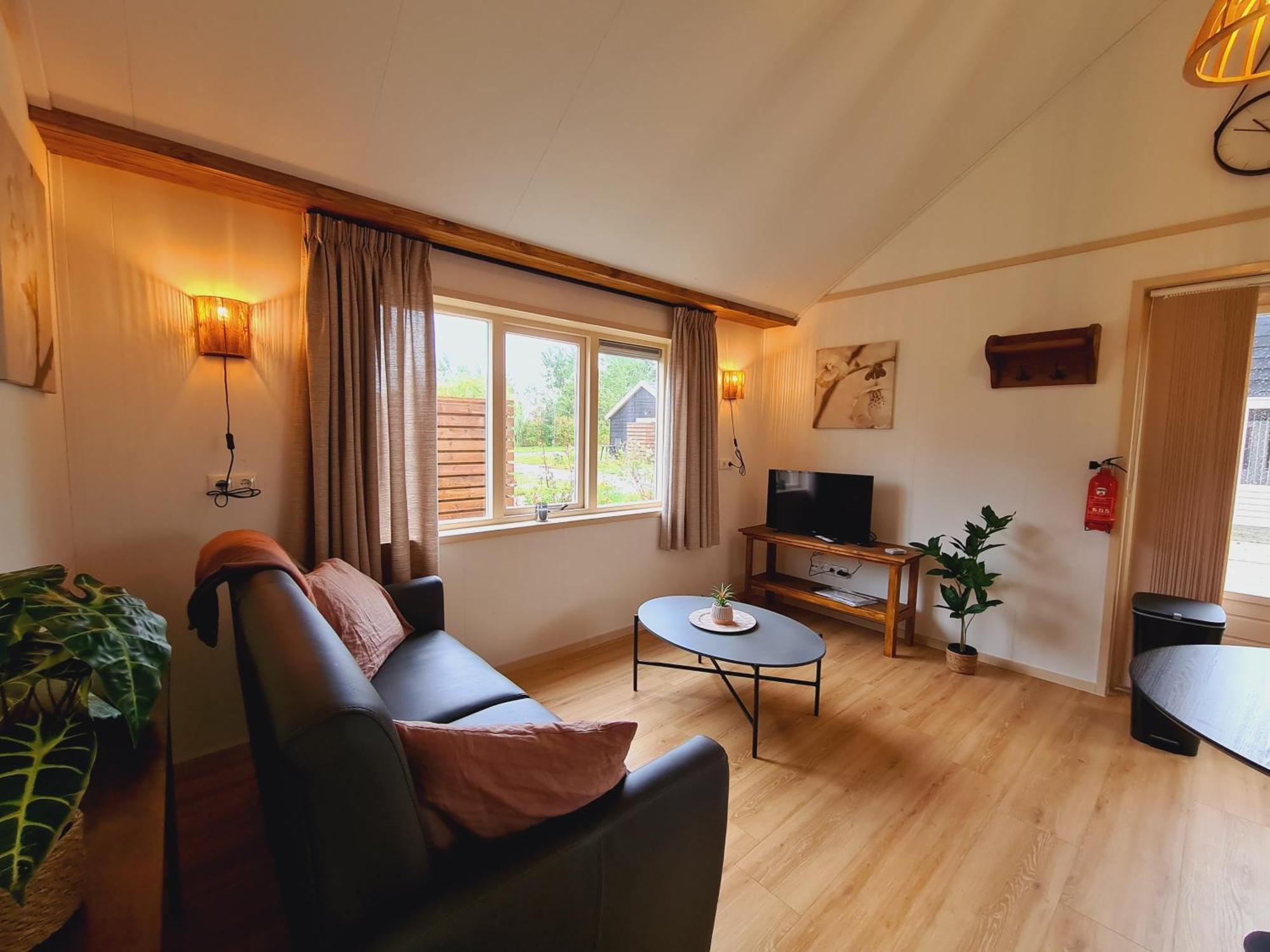 2-Persoons Luxe Vakantiewoning De Veenhoop Екстериор снимка