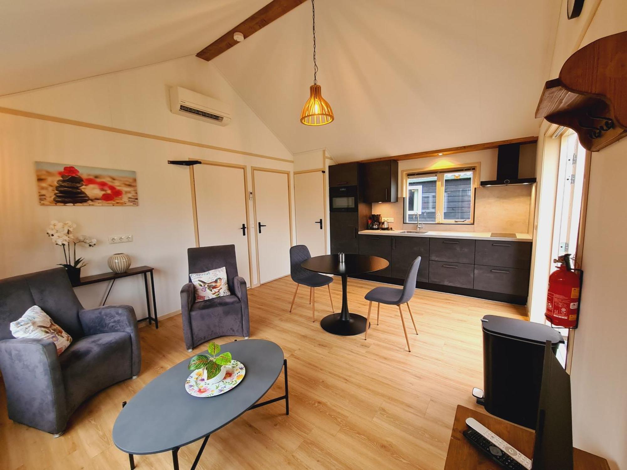 2-Persoons Luxe Vakantiewoning De Veenhoop Екстериор снимка